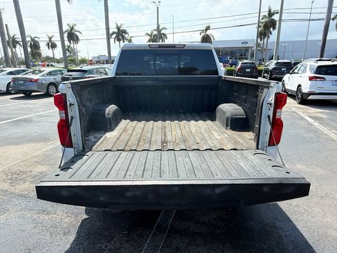 Used 2019 Chevrolet Silverado 1500 High Country RWD image 16