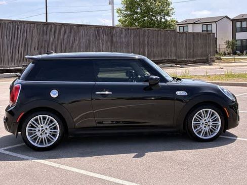 Used 2020 MINI Cooper S FWD image 7