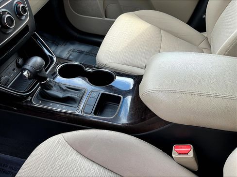 Used 2015 Kia Sorento LX FWD image 17