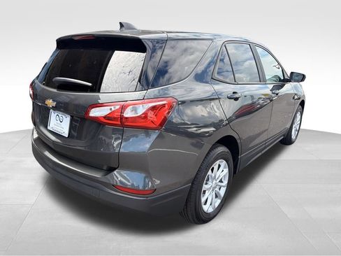 Used 2020 Chevrolet Equinox LS w/ LS Convenience Package FWD image 7