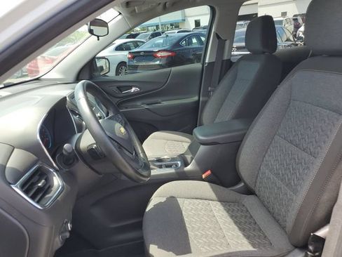 Certified 2024 Chevrolet Equinox LT w/ LPO, Floor Liner Package FWD image 18