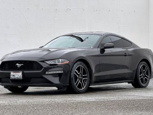 Used 2022 Ford Mustang Premium image 7