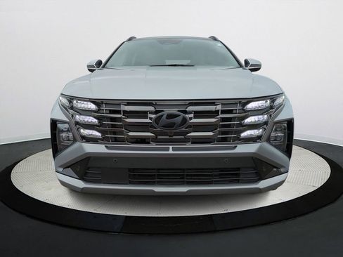 Used 2025 Hyundai Tucson Limited image 8