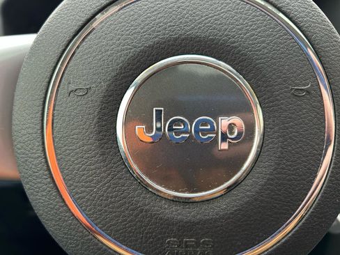 Used 2011 Jeep Liberty 70th Anniversary image 21