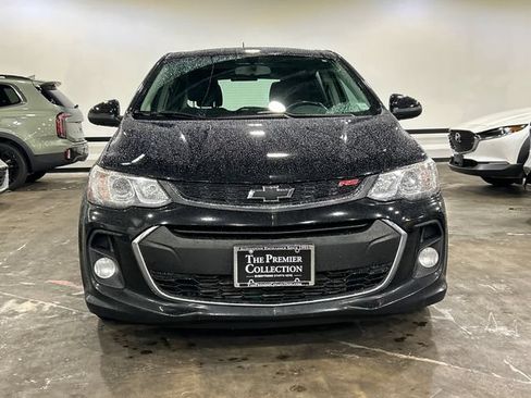 Used 2018 Chevrolet Sonic LT w/ Fun and Sun Package FWD image 6