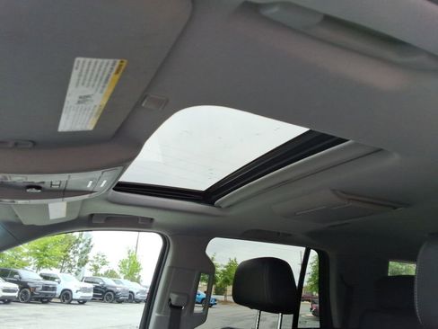 Used 2018 Chevrolet Tahoe LT RWD image 27