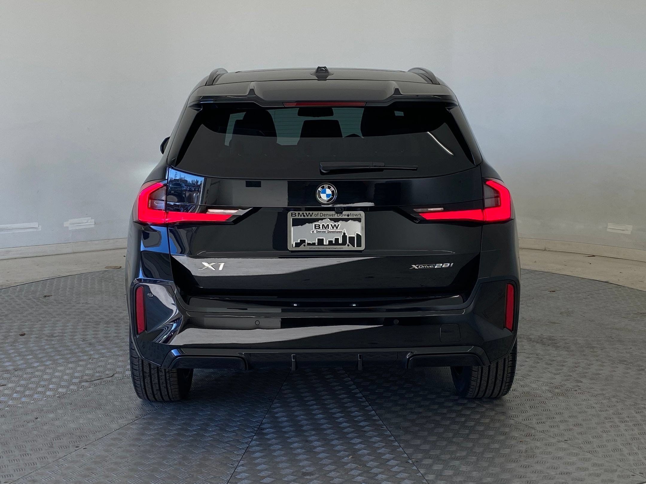 Used 2026 BMW X1 xDrive28i w/ Technology Package AWD/4WD image 10