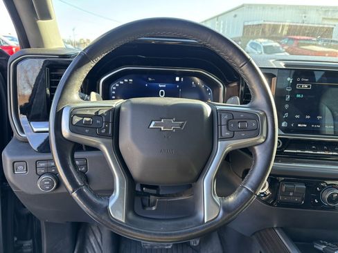 Used 2022 Chevrolet Silverado 1500 RST image 15
