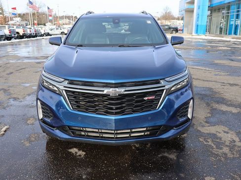 Used 2022 Chevrolet Equinox RS w/ Infotainment Package image 35
