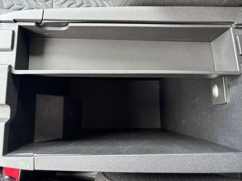 Used 2023 Chevrolet Equinox LT image 22