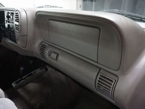 Used 1997 GMC Sierra 1500 4x4 Regular Cab w/ Marketing Option Pkg 3 image 93