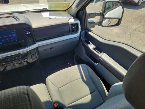 Certified 2025 Ford F250 XLT AWD/4WD image 13