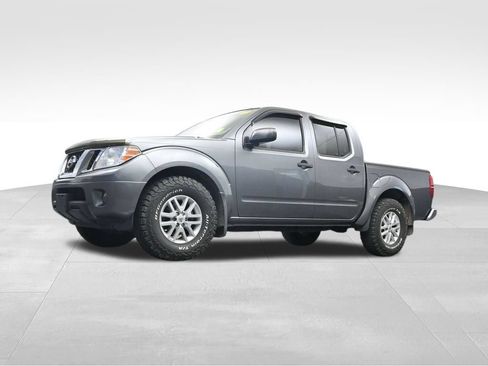 Used 2017 Nissan Frontier SV w/ SV Value Truck Package RWD image 16
