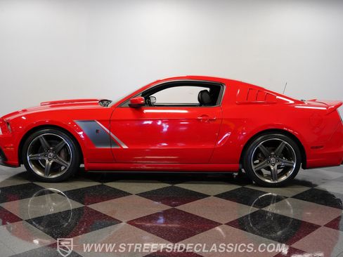 Used 2014 Ford Mustang GT Premium w/ GT Track Package RWD image 2