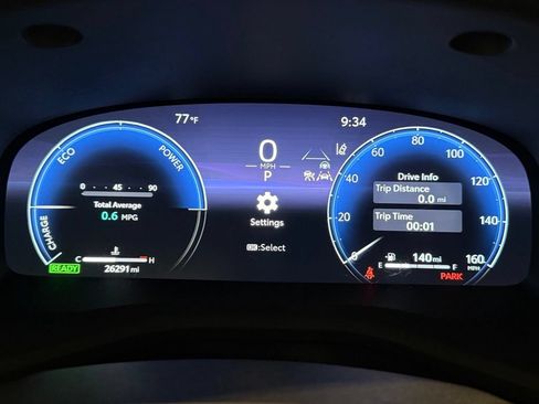 Used 2025 Toyota Camry XSE FWD image 19