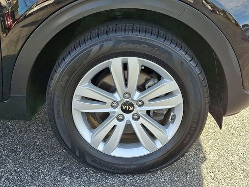 Used 2019 Kia Sportage LX image 8