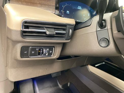 Certified 2022 Lincoln Corsair Reserve w/ Equipment Group 201A image 16