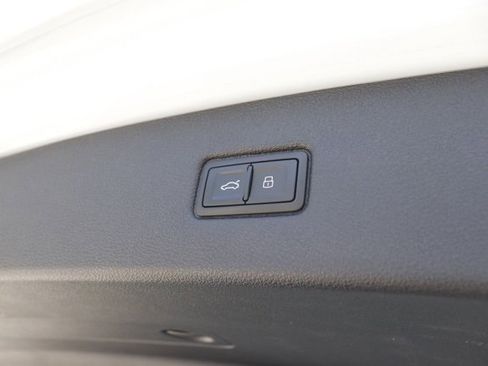 Used 2025 Audi Q7 2.0T Premium Plus image 6