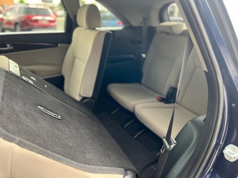 Used 2017 Kia Sorento LX V6 AWD image 18