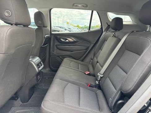 Used 2022 GMC Terrain SLE w/ Driver Convenience Package AWD/4WD image 9