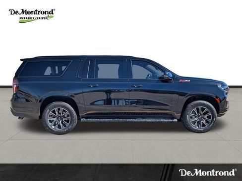 Certified 2024 Chevrolet Suburban Z71 w/ Luxury Package image 4