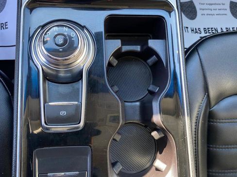 Used 2019 Ford Edge SEL w/ Equipment Group 201A image 23