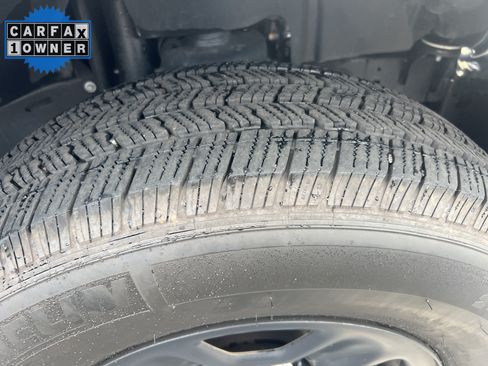 Used 2021 Jeep Wrangler Sport AWD/4WD image 12