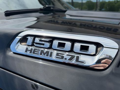 Used 2019 RAM 1500 Big Horn AWD/4WD image 9