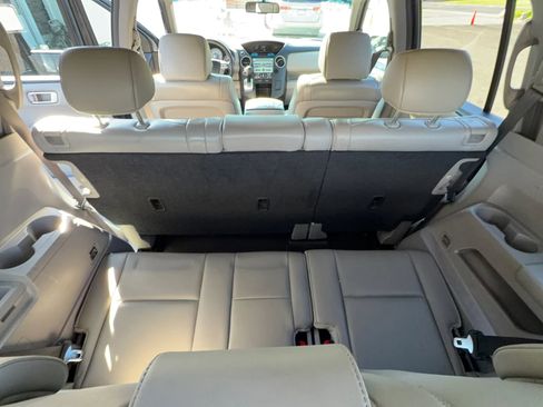 Used 2010 Honda Pilot EX-L image 17