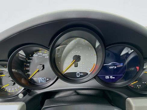 Used 2015 Porsche 911 GT3 RWD image 11