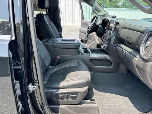Used 2021 Chevrolet Silverado 1500 LTZ w/ LTZ Premium Package AWD/4WD image 32