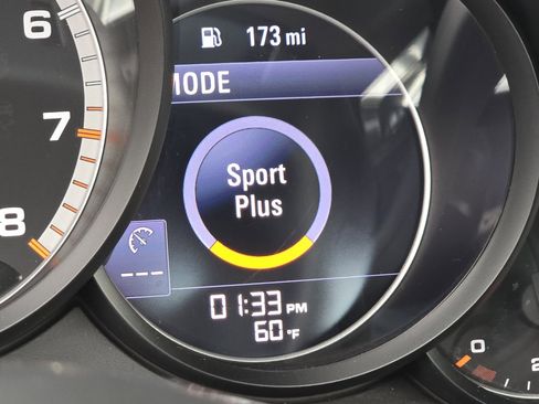 Used 2017 Porsche 911 Turbo image 27