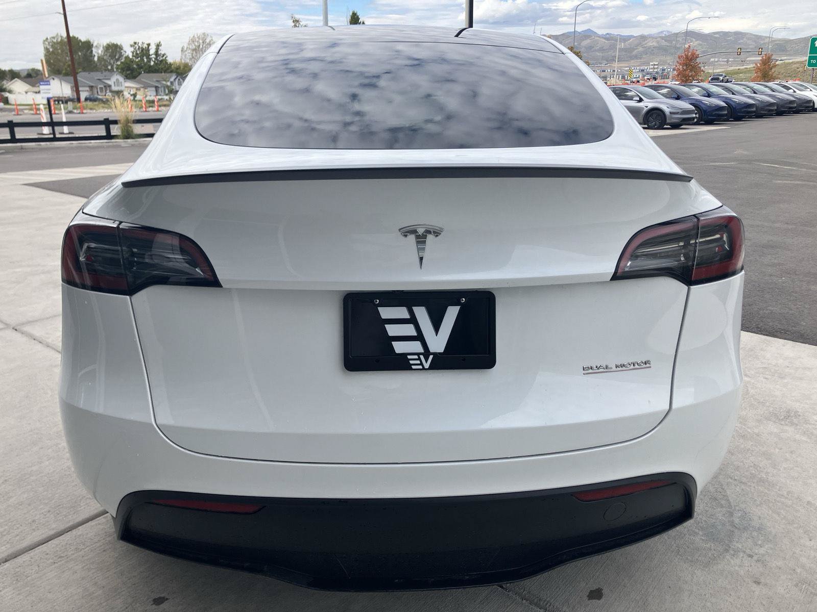Used 2023 Tesla Model Y Performance AWD/4WD image 7