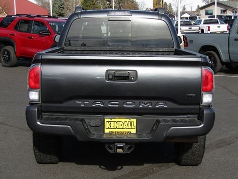 Certified 2021 Toyota Tacoma TRD Sport image 4