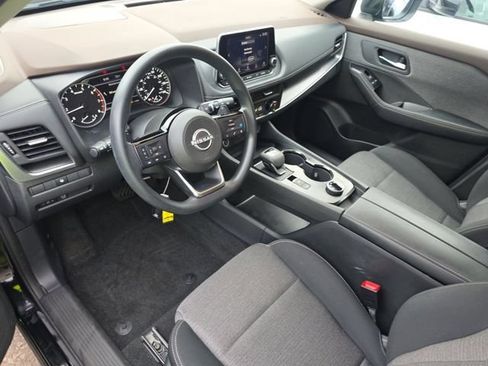 Used 2023 Nissan Rogue SV AWD/4WD image 6