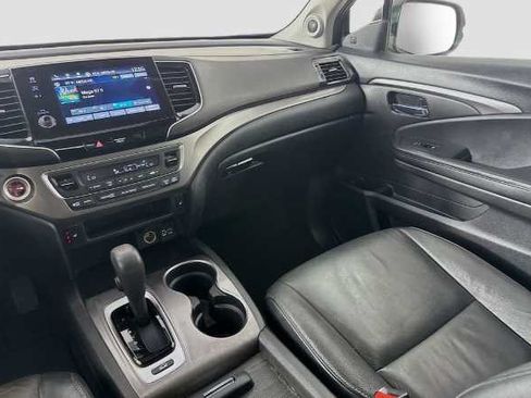 Used 2020 Honda Pilot EX-L image 10