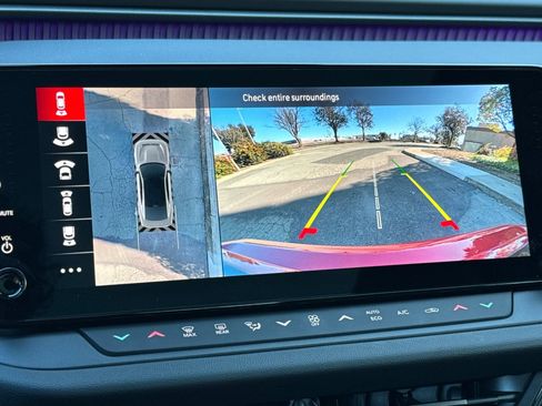 New 2024 Dodge Charger R/T w/ Plus Group image 18