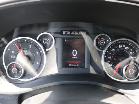 New 2026 RAM 2500 Tradesman AWD/4WD image 25