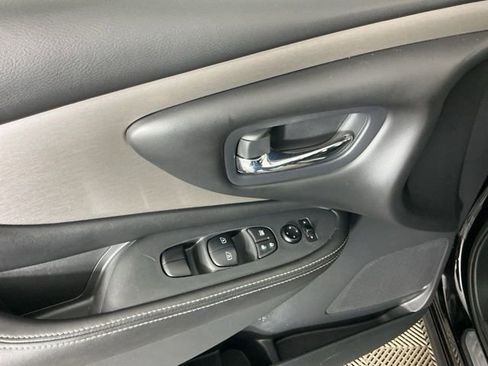 Used 2021 Nissan Murano SV image 15