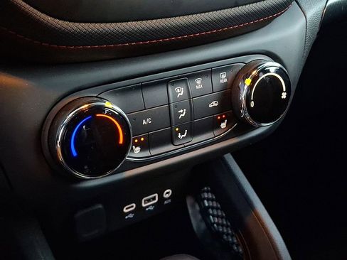 Used 2023 Chevrolet TrailBlazer RS image 15