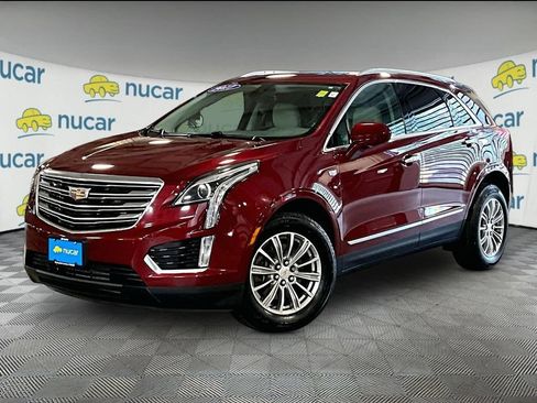 Used 2017 Cadillac XT5 Luxury w/ Driver Awareness Package AWD/4WD image 3