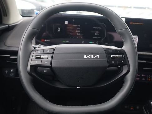 New 2025 Kia EV6 Wind AWD/4WD image 12