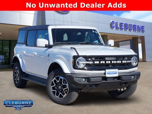 New 2025 Ford Bronco Outer Banks image 1
