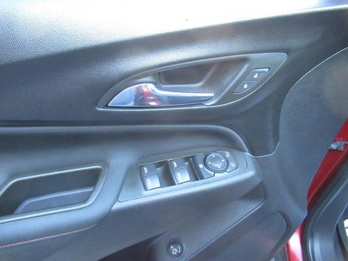 Used 2023 Chevrolet Equinox RS AWD/4WD image 21