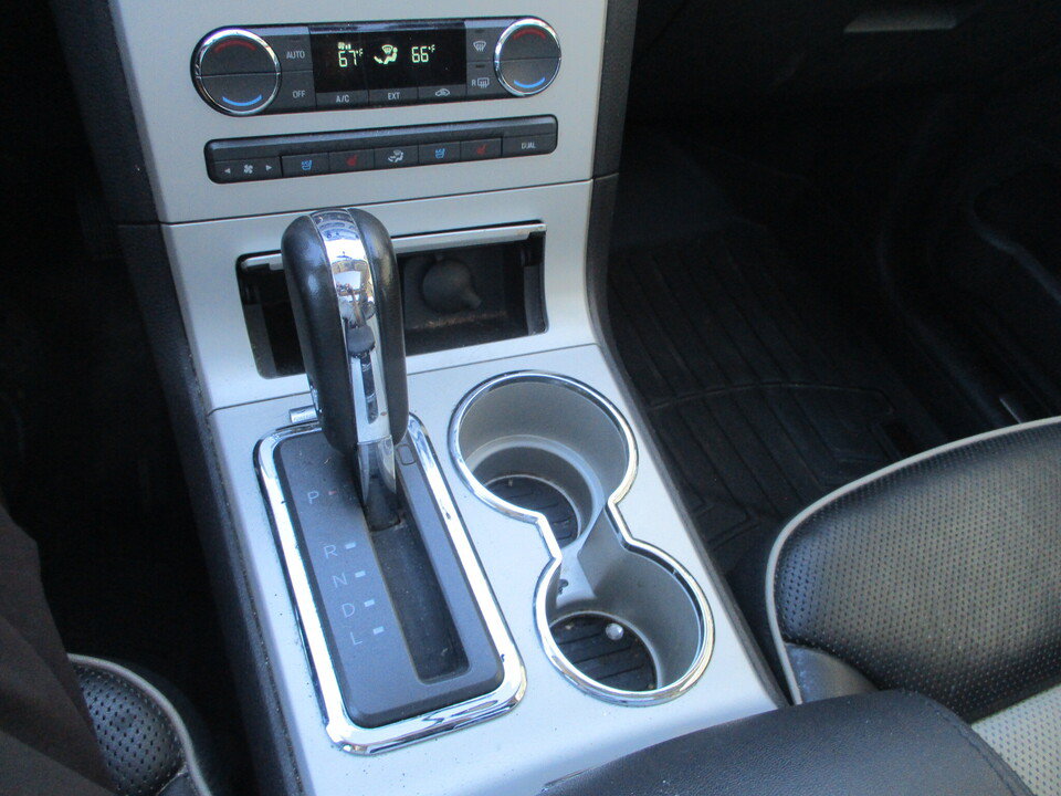Used 2008 Lincoln MKX AWD image 34