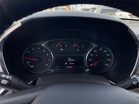 Used 2022 Chevrolet Equinox Premier w/ LPO, Floor Liner Package image 12