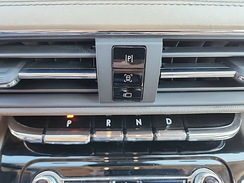 Used 2022 Lincoln Corsair FWD image 19
