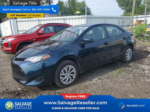 Used 2017 Toyota Corolla LE FWD image 1