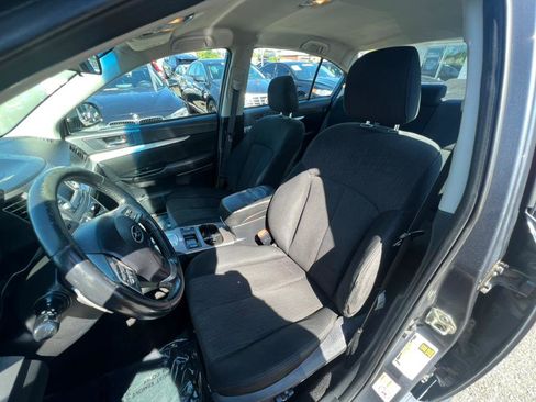 Used 2014 Subaru Legacy 2.5i Premium image 9