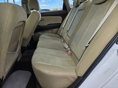 Used 2010 Hyundai Elantra GLS w/ Sunroof Pkg 3 FWD image 28